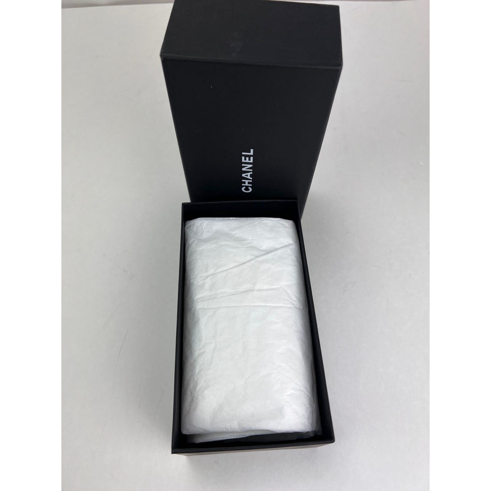 
                  
                    Chanel J12 GMT Stainless Steel Black Ceramic 41MM Watch Unisex
                  
                