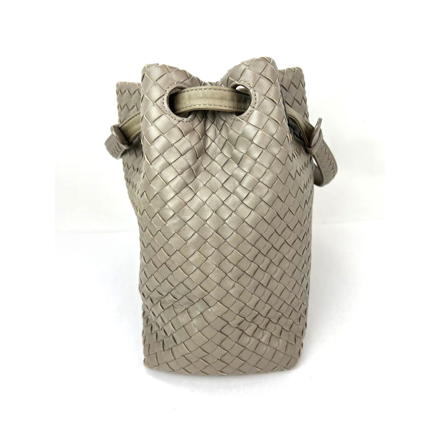 
                  
                    Bottega Veneta Garda Intrecciato Nappa Medium Beige Handbag
                  
                