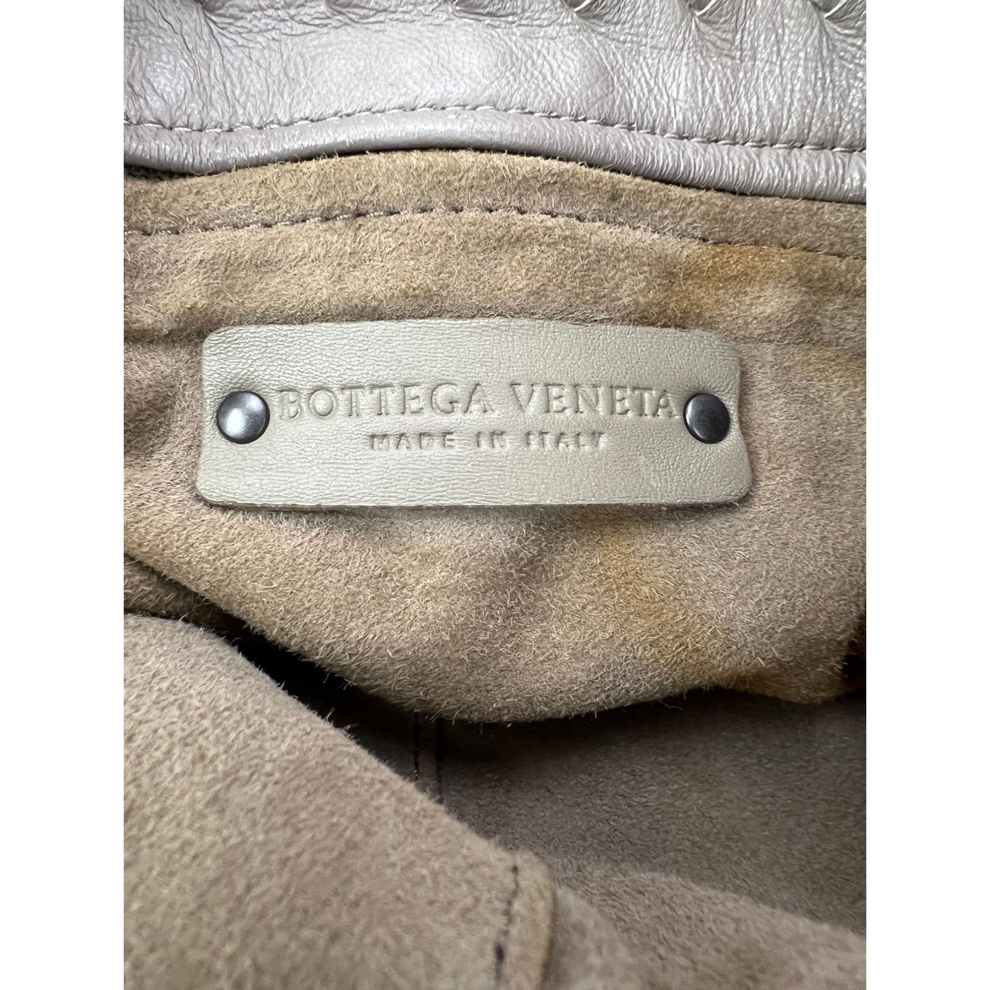 
                  
                    Bottega Veneta Garda Intrecciato Nappa Medium Beige Handbag
                  
                