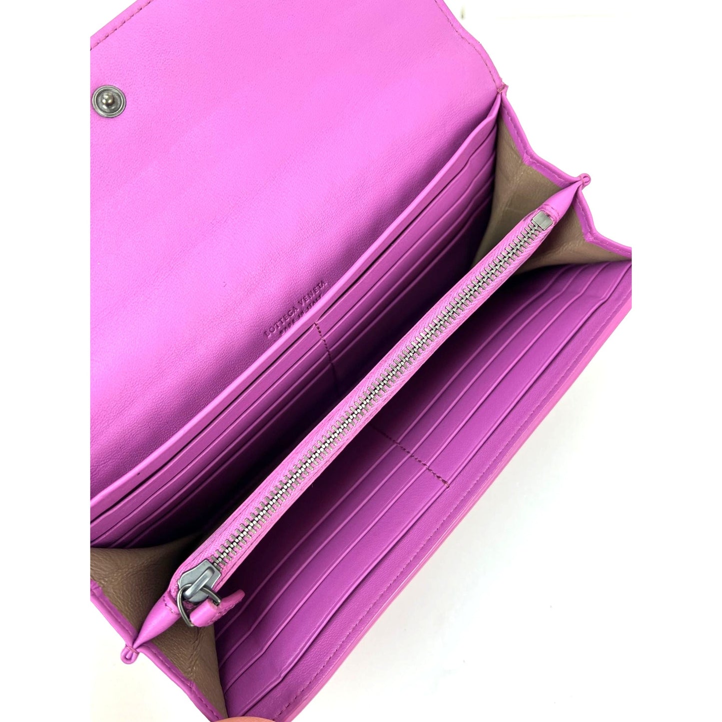 
                  
                    Bottega Veneta Nappa Intrecciato Contiental Flap Wallet Clutch
                  
                