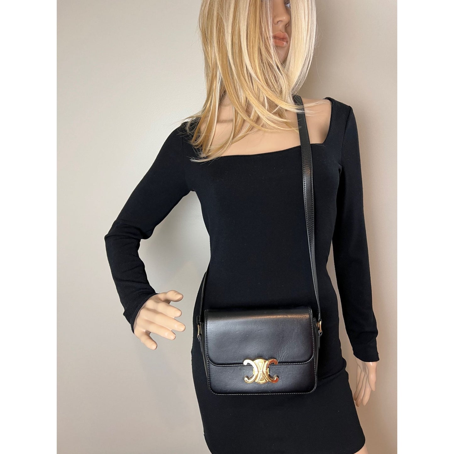 
                  
                    Celine Teen Triomphe Shiny Calfskin Black Shoulder Bag
                  
                