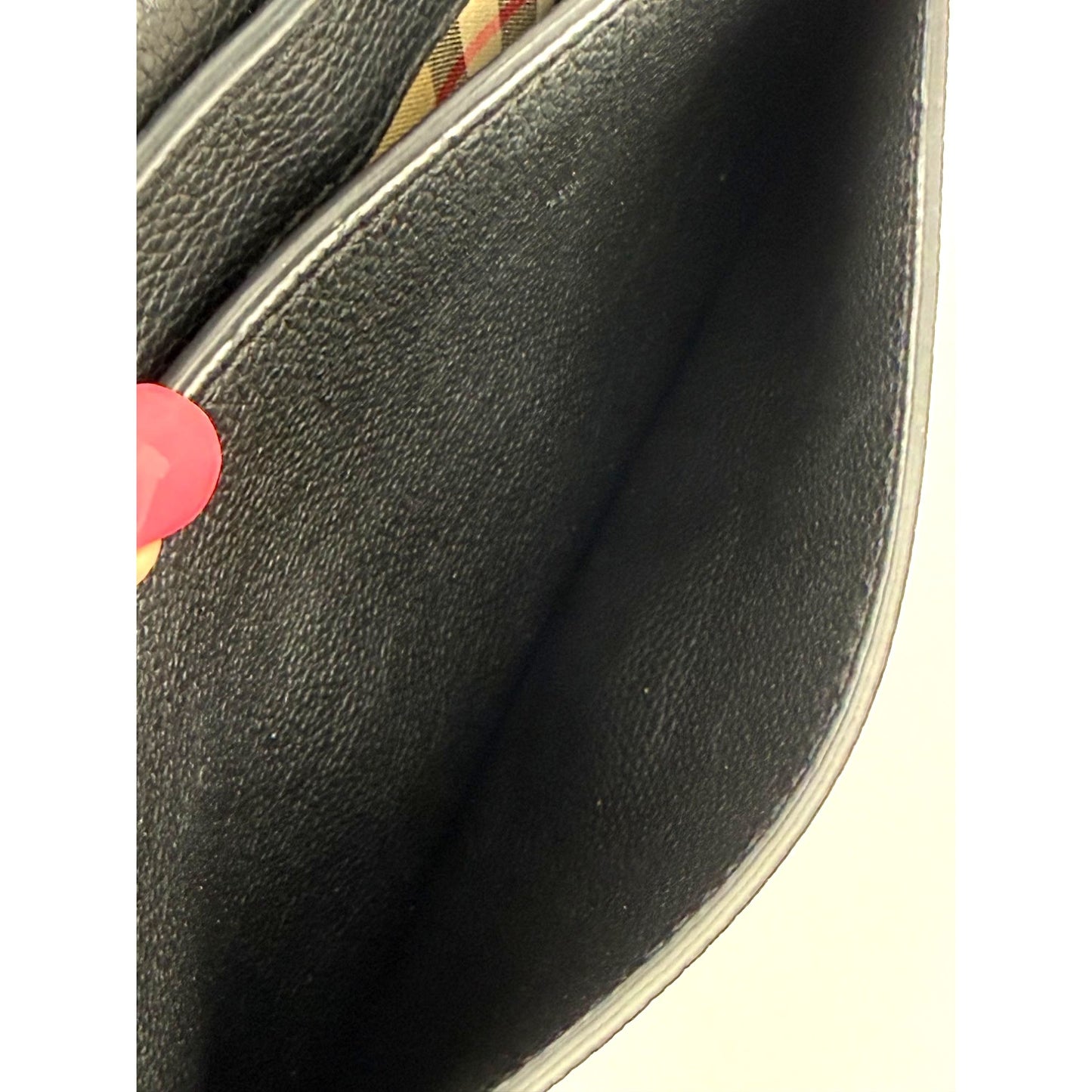 
                  
                    Burberry Grainy Calfskin Note Black Crossbody Bag
                  
                