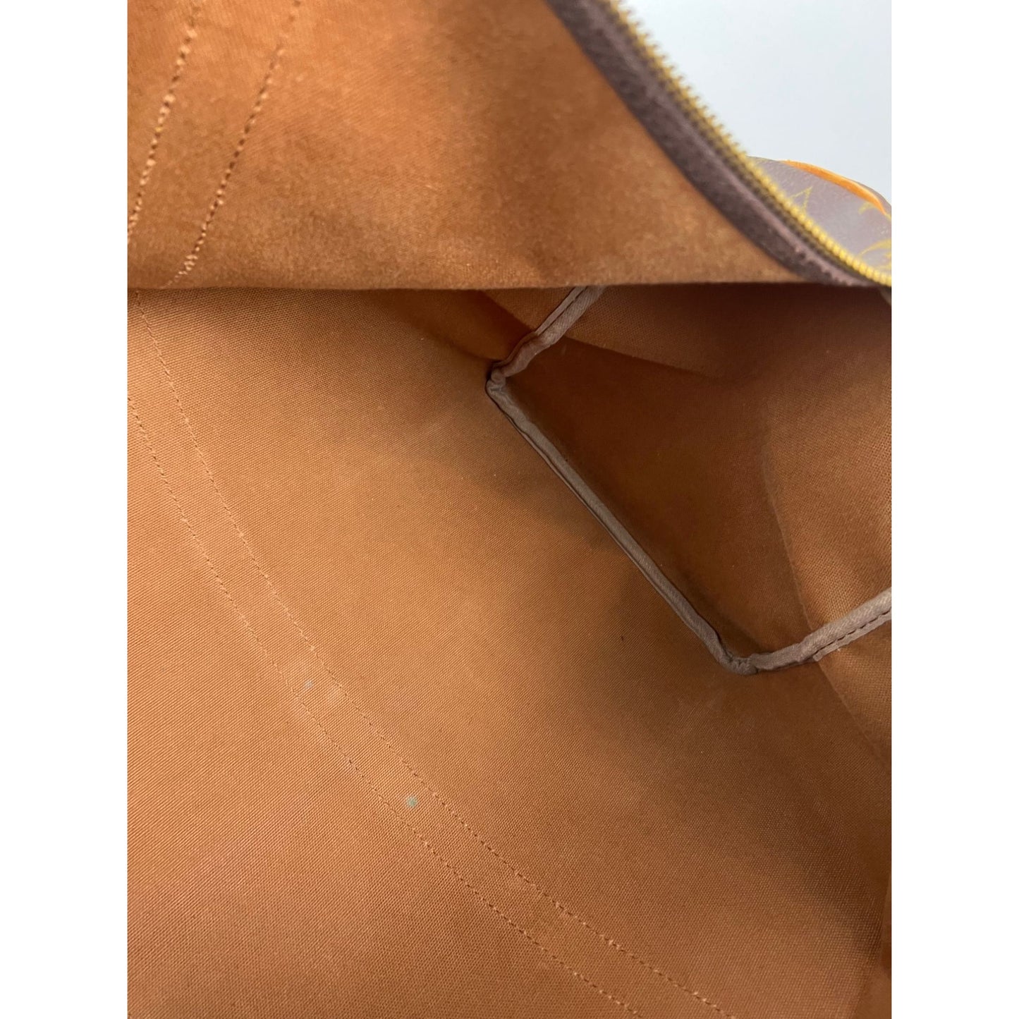 
                  
                    Louis Vuitton Keepall 50 Monogram Canvas Duffle Bag Vintage Luggage
                  
                