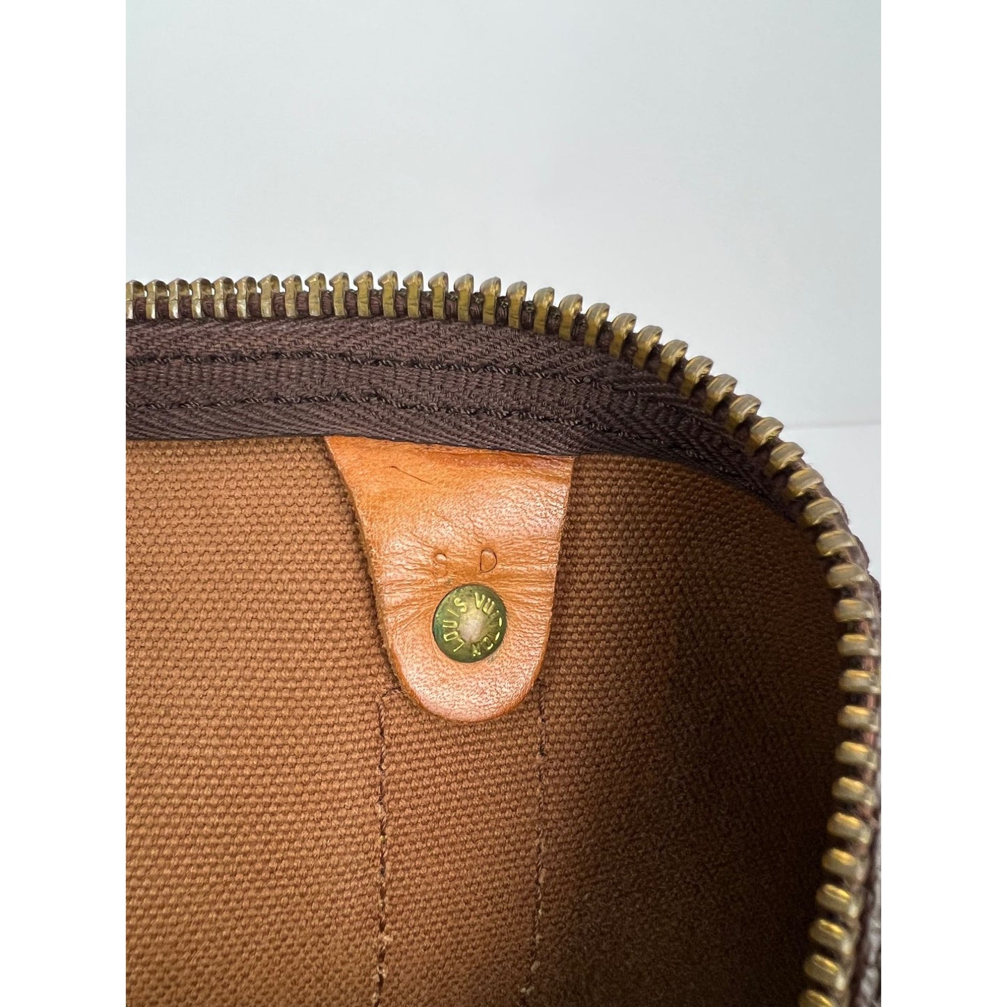 
                  
                    Louis Vuitton Keepall 50 Monogram Canvas Duffle Bag Vintage Luggage
                  
                