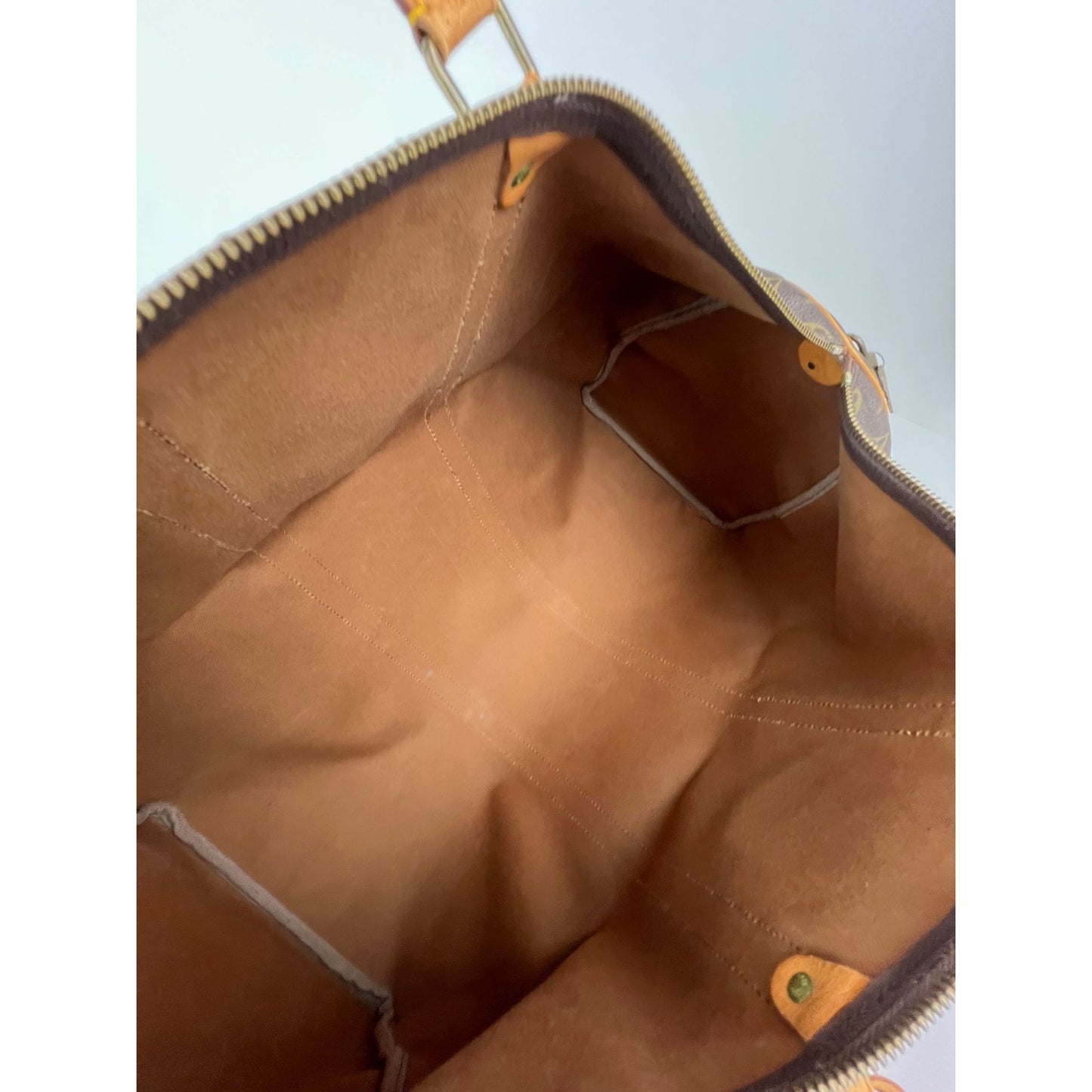 
                  
                    Louis Vuitton Keepall 50 Monogram Canvas Duffle Bag Vintage Luggage
                  
                