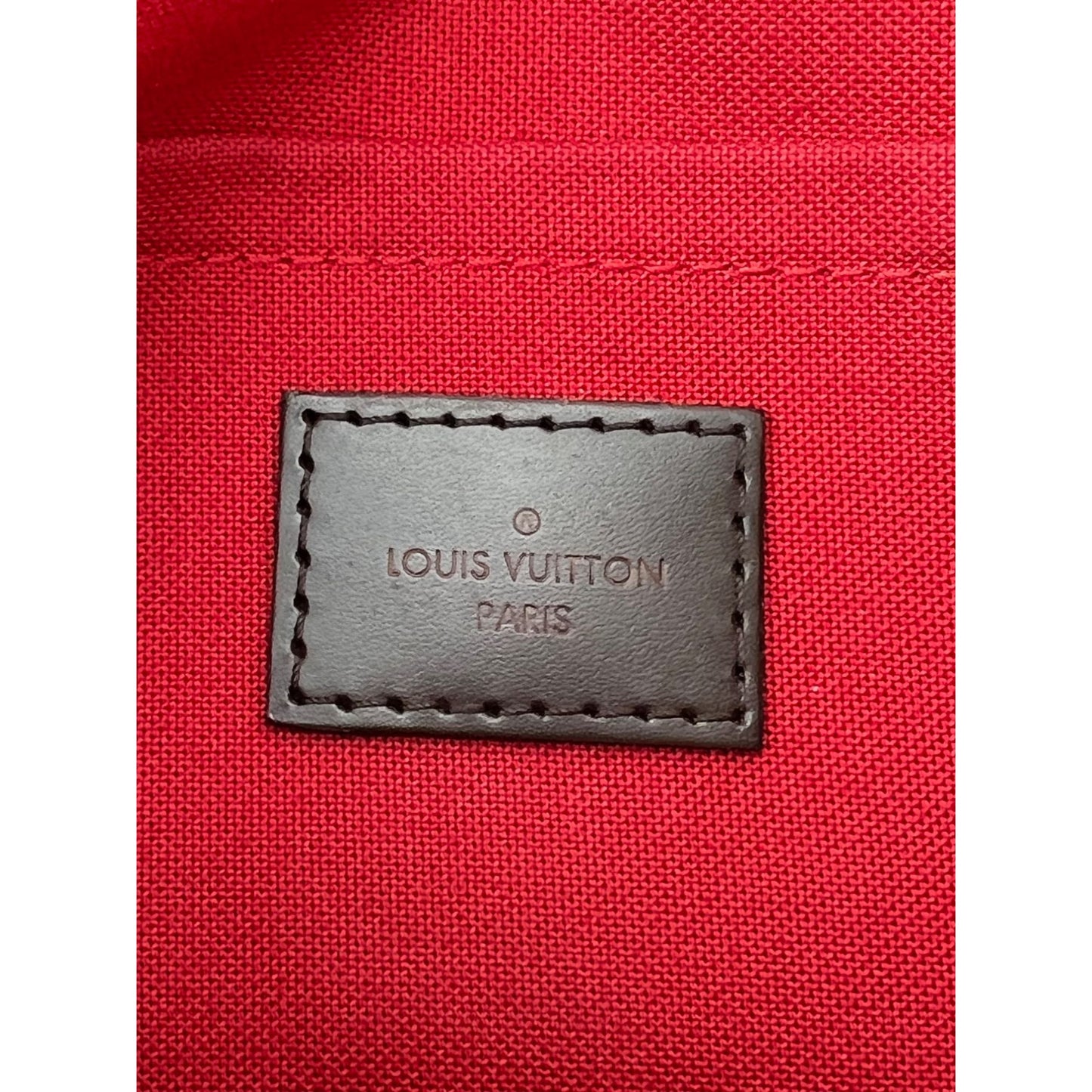 
                  
                    Louis Vuitton Favorite MM Damier Ebene Crossbody Bag
                  
                
