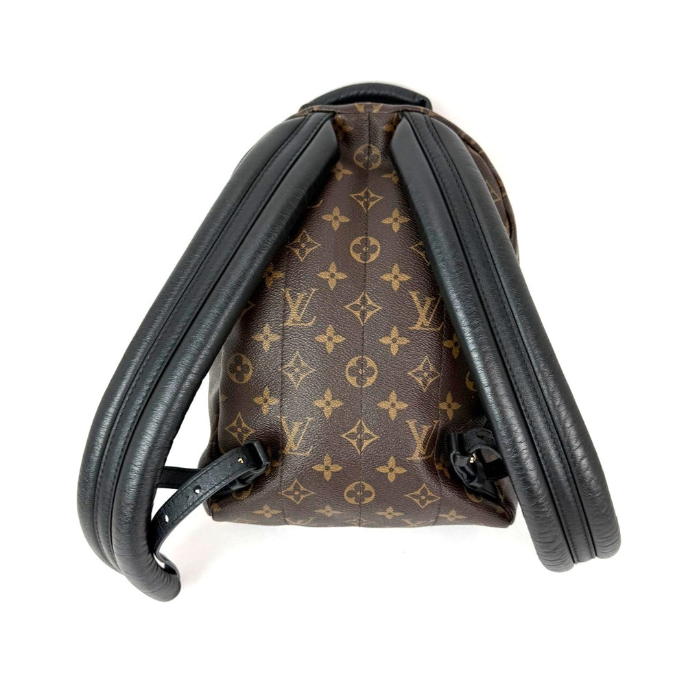 louis vuitton backpack palm springs monogram stores PM- Women positional strap for cross full grain Kayak Rod Holder – Model:iPhone 16E