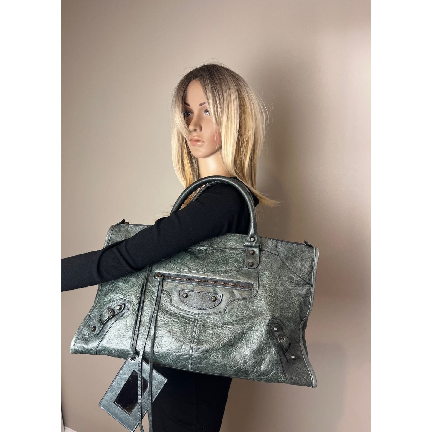 
                  
                    Balenciaga City Work Tote Dark Green Leather Bag
                  
                