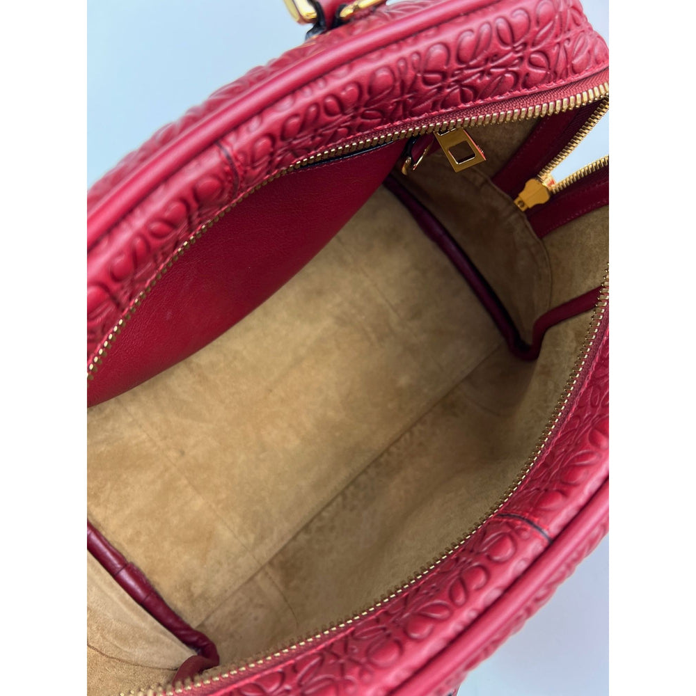 
                  
                    Loewe Amazona Anagram 2 Way Red Leather Shoulder Bag
                  
                