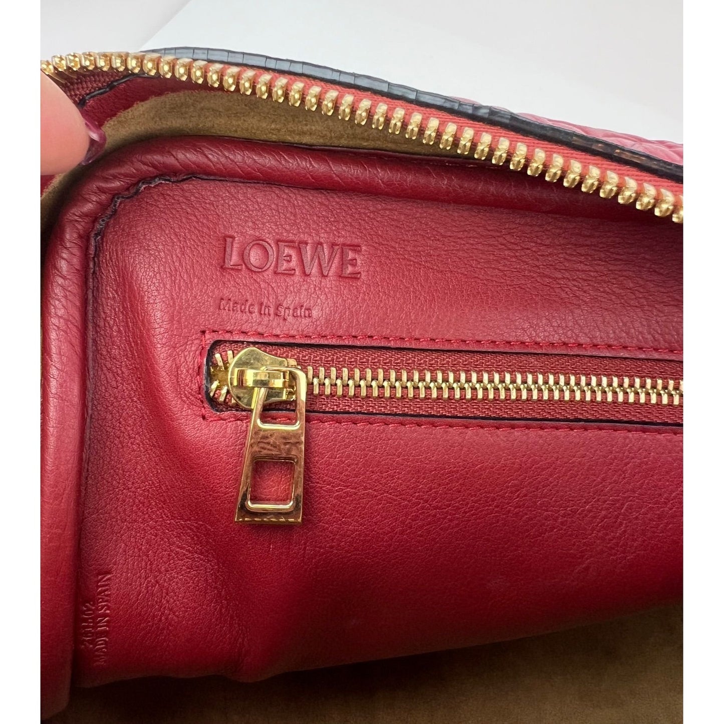 
                  
                    Loewe Amazona Anagram 2 Way Red Leather Shoulder Bag
                  
                