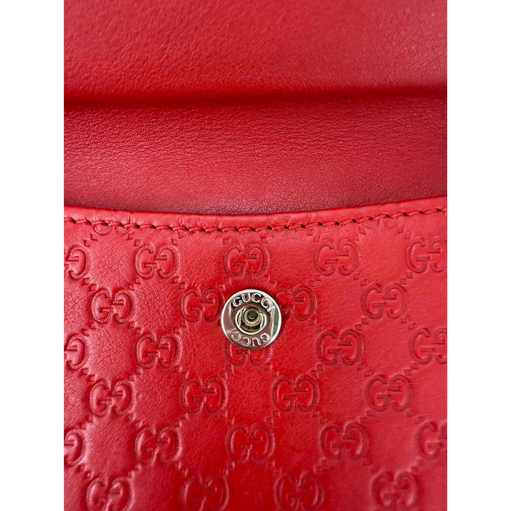 
                  
                    Gucci Microguccissima Heart Continental Red Leather Wallet
                  
                