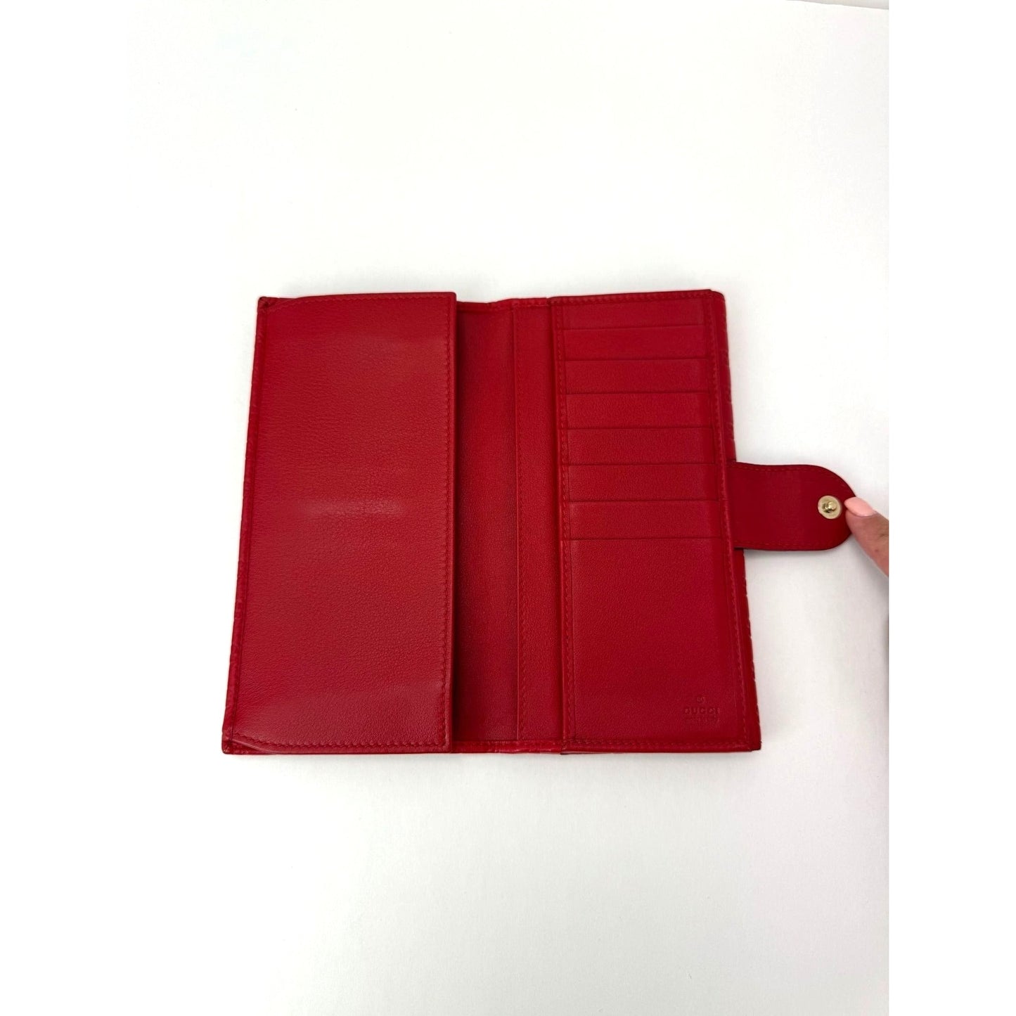 
                  
                    Gucci Microguccissima Heart Continental Red Leather Wallet
                  
                