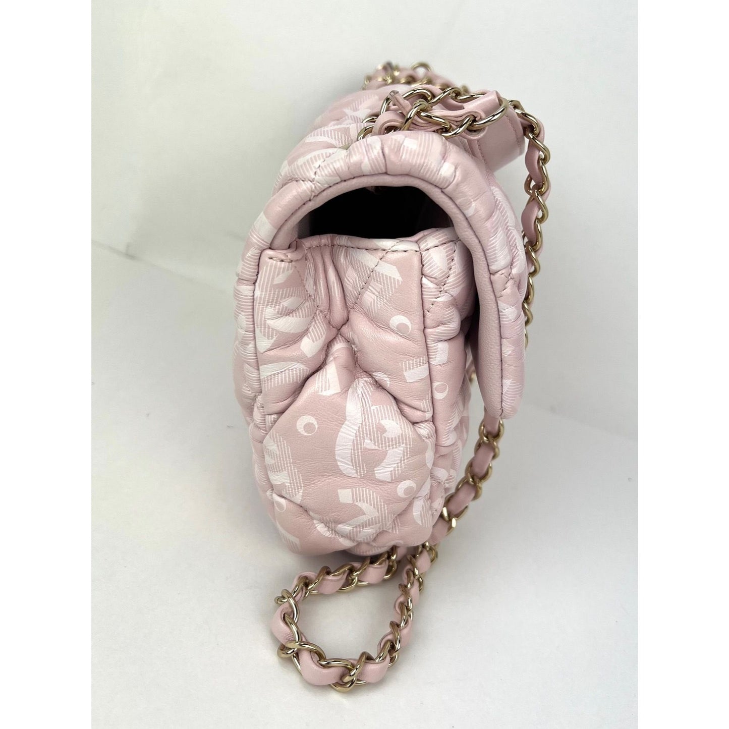 
                  
                    Chanel Printed Calfskin Quilted Medium Puffy Bubbly CC Pink Flap Bag
                  
                