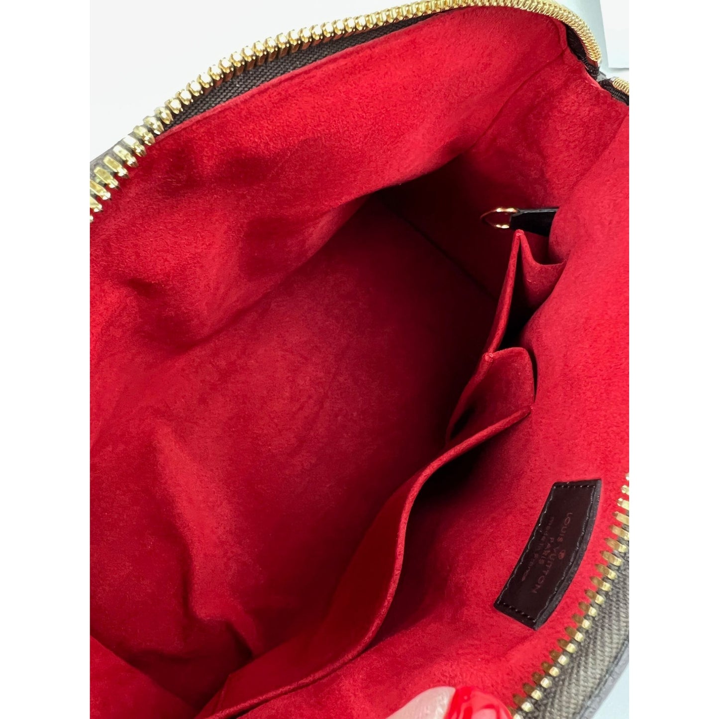 
                  
                    Louis Vuitton Trevi PM Damier Ebene Canvas Shoulder Hand Bag
                  
                