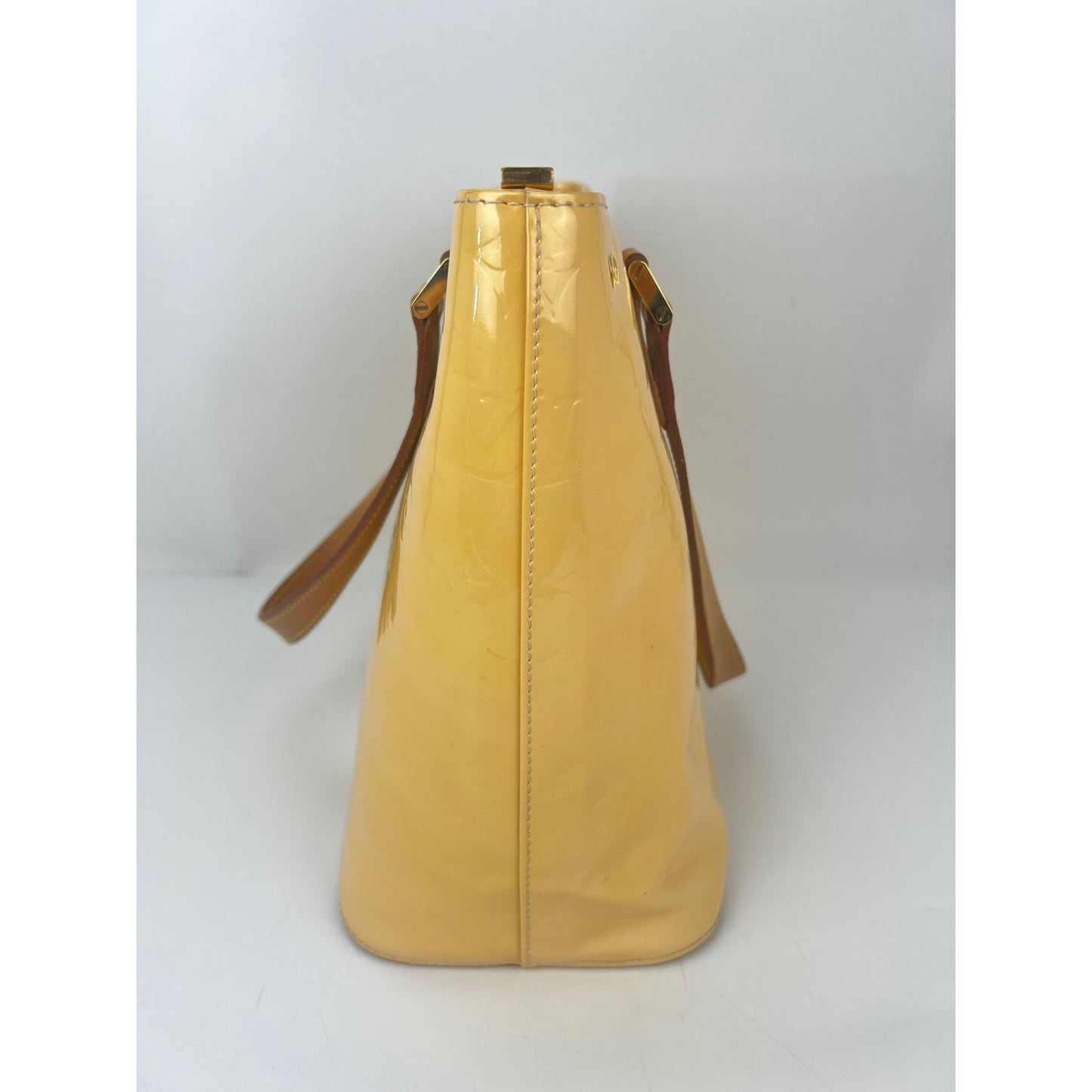 
                  
                    Louis Vuitton Vintage Houston Vernis Patent Leather Yellow Shoulder Bag
                  
                