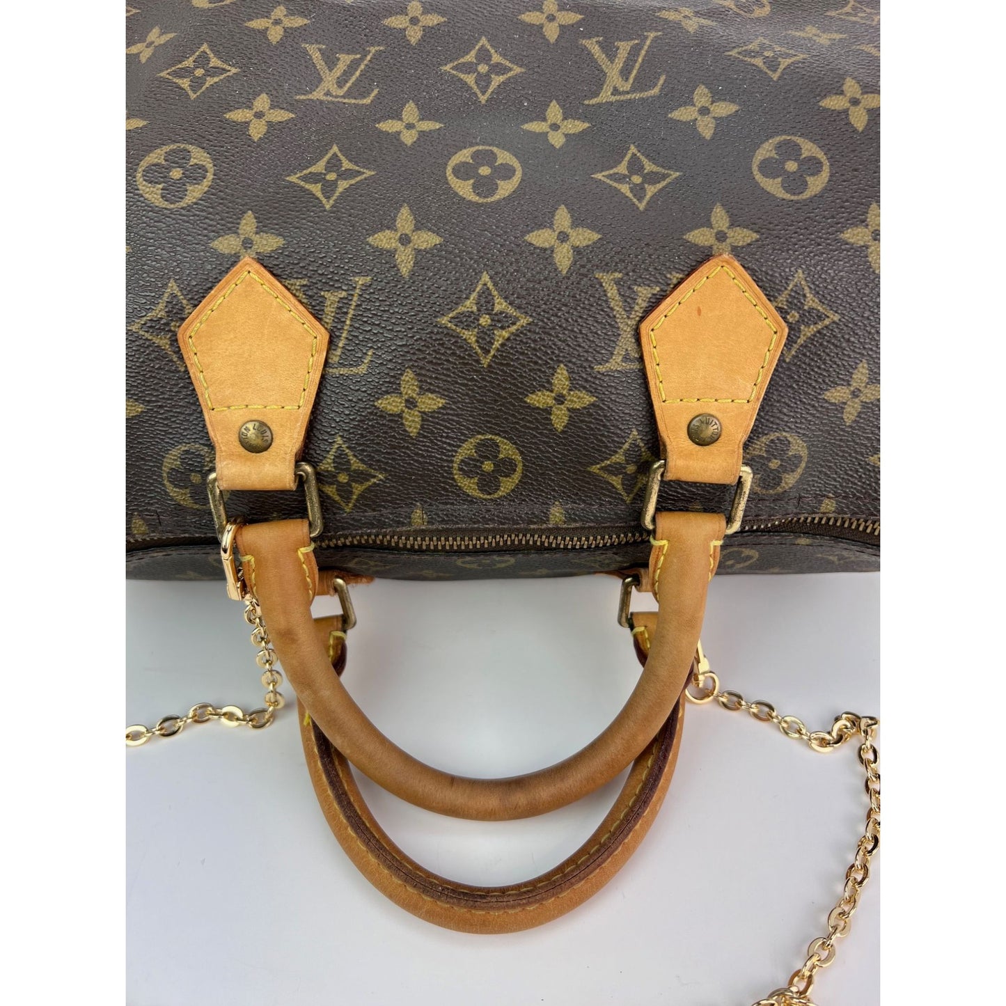 
                  
                    LOUIS VUITTON Monogram Speedy 30 Canvas Hand Bag
                  
                