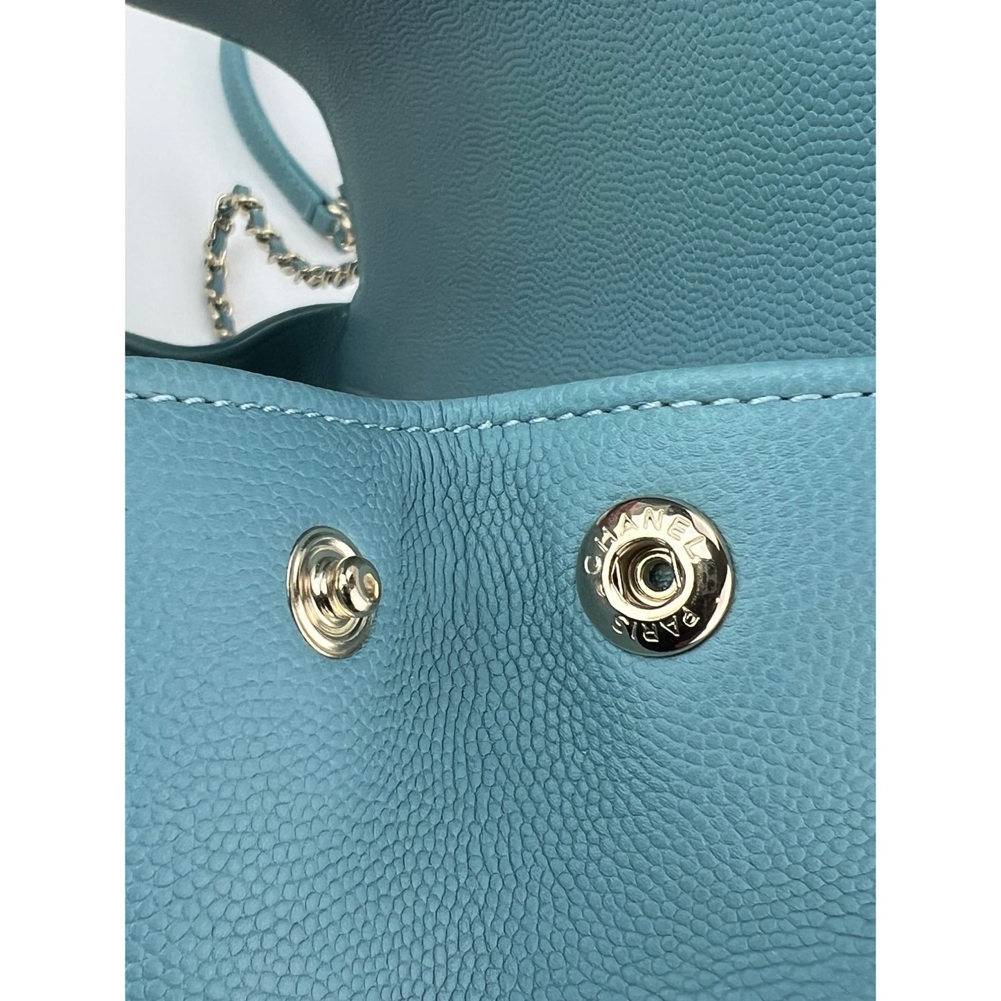
                  
                    Chanel Caviar Quilted Small Business Affinity Blue Crossbody Bag
                  
                