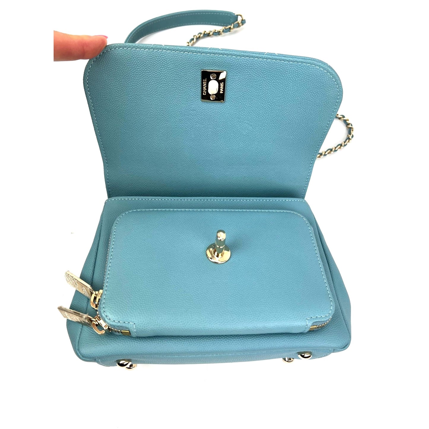 
                  
                    Chanel Caviar Quilted Small Business Affinity Blue Crossbody Bag
                  
                