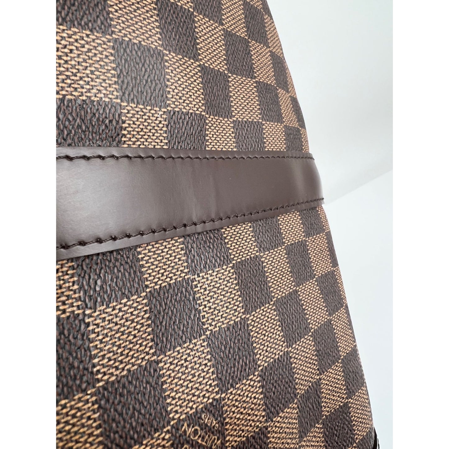 
                  
                    Louis Vuitton Keepall 50 Damier Ebene Canvas Duffle Bag
                  
                