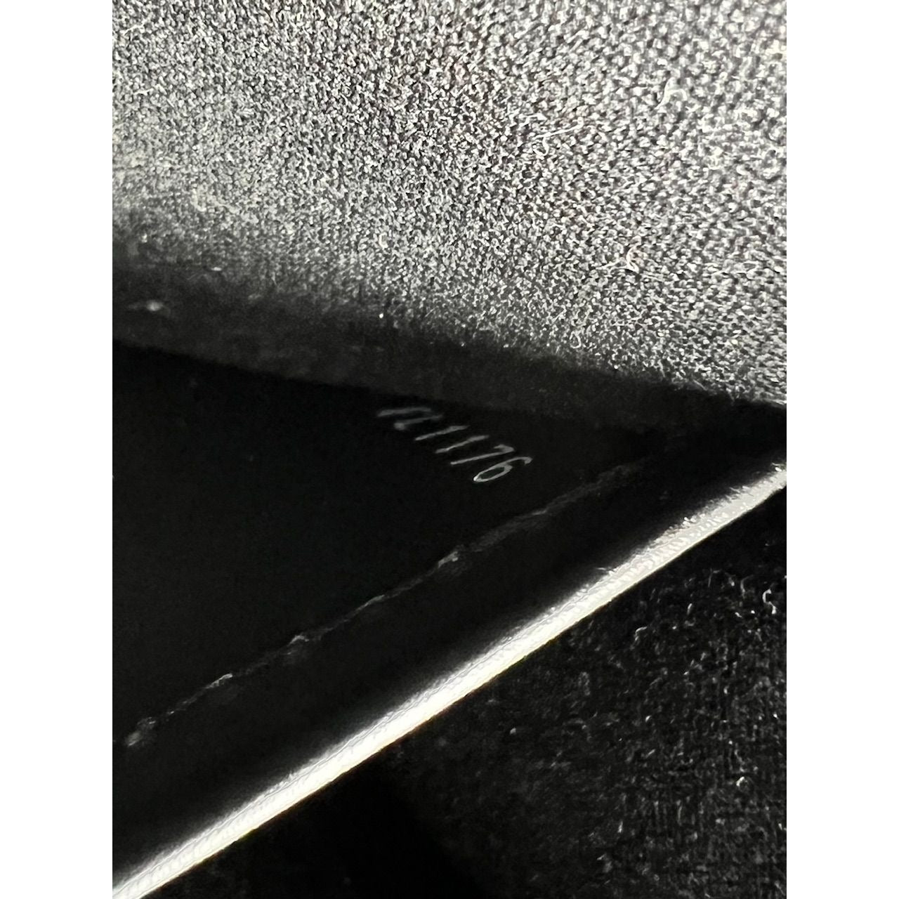 
                  
                    Louis Vuitton Louise MM Chain Black Patent Leather Bag
                  
                