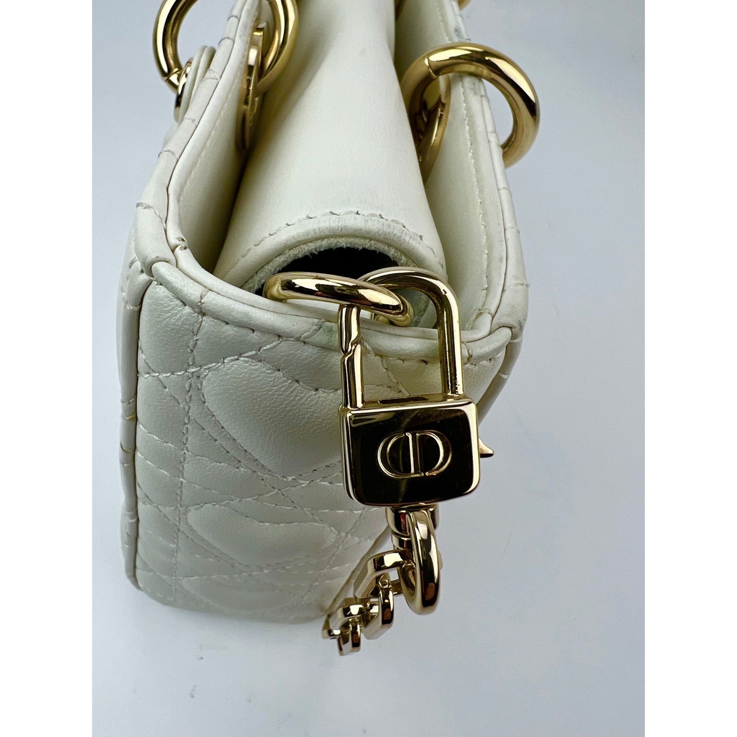
                  
                    Christian Dior Lambskin Latte Cannage Medium Lady D-Joy White Shoulder Bag
                  
                