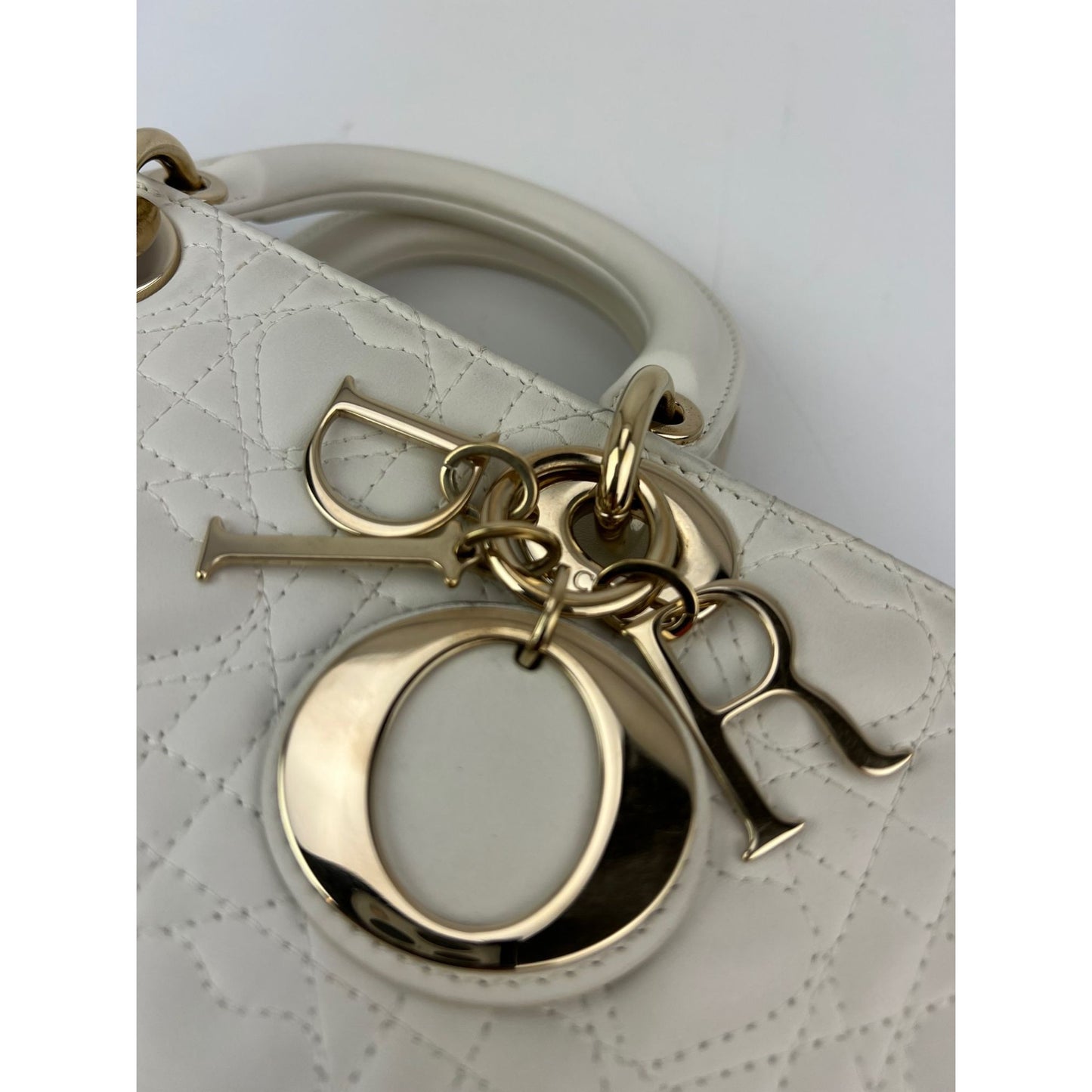 
                  
                    Christian Dior Lambskin Latte Cannage Medium Lady D-Joy White Shoulder Bag
                  
                