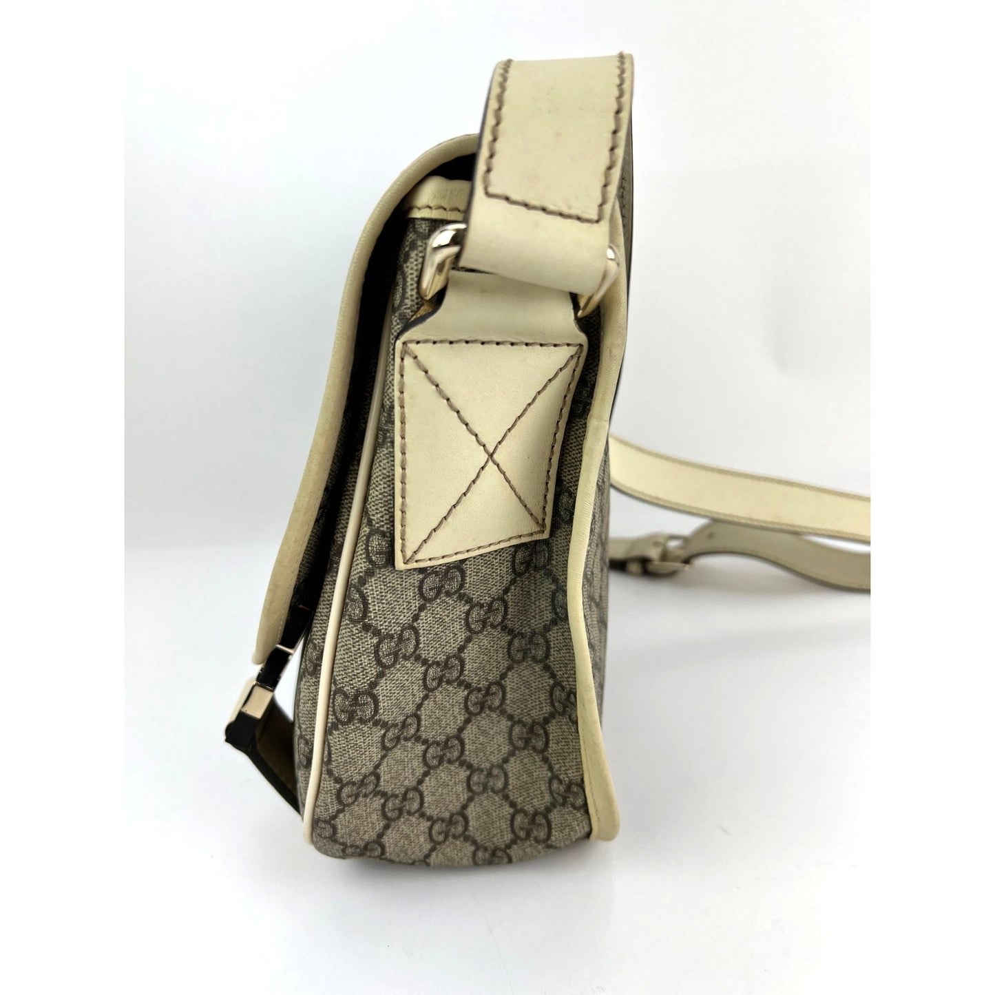 
                  
                    Gucci GG Supreme Medium Double Buckle Messenger Flap Bag
                  
                