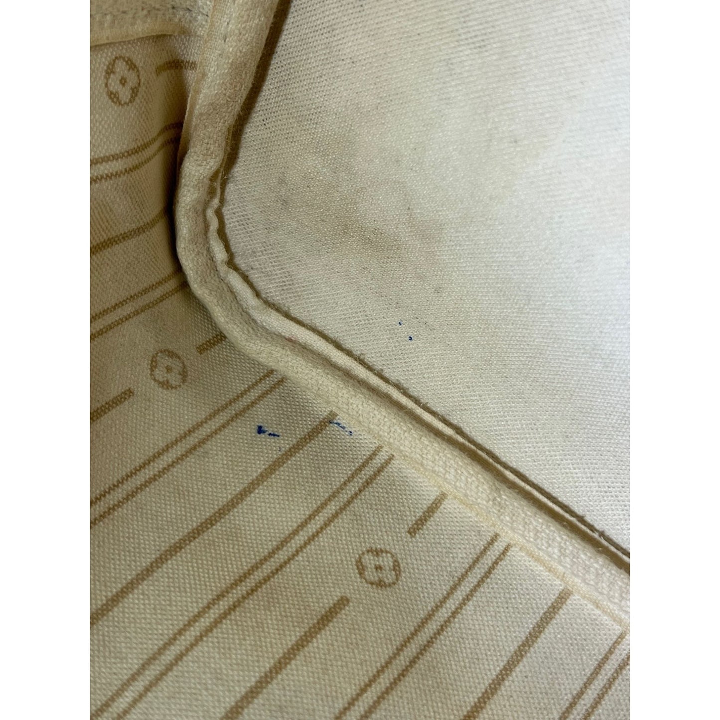 
                  
                    Louis Vuitton Neverfull PM Damier Azur Tote Bag
                  
                