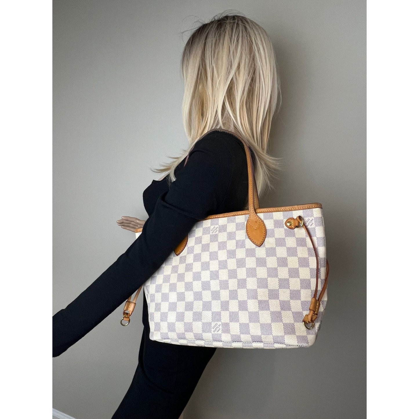 
                  
                    Louis Vuitton Neverfull PM Damier Azur Tote Bag
                  
                