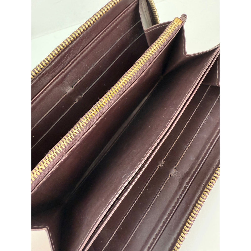 
                  
                    Louis Vuitton Burgundy Vernis Patent Leather Zippy Wallet Clutch
                  
                