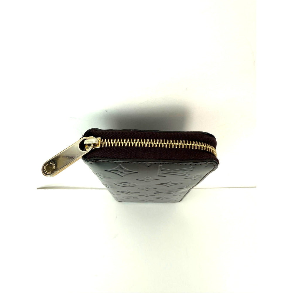 
                  
                    Louis Vuitton Burgundy Vernis Patent Leather Zippy Wallet Clutch
                  
                