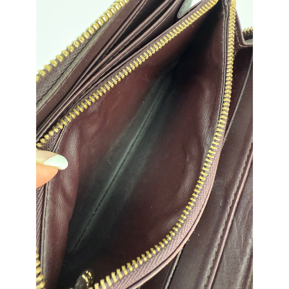 
                  
                    Louis Vuitton Burgundy Vernis Patent Leather Zippy Wallet Clutch
                  
                