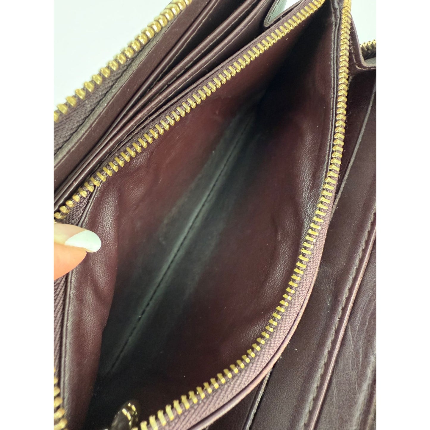 
                  
                    Louis Vuitton Burgundy Vernis Patent Leather Zippy Wallet Clutch
                  
                