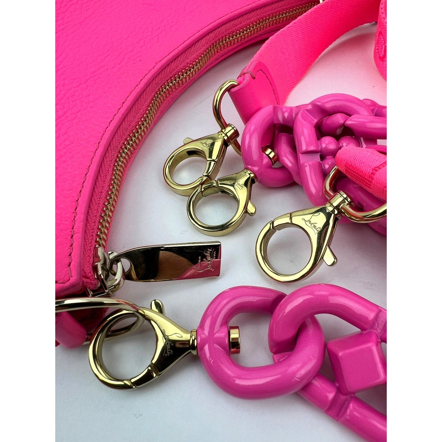 
                  
                    Christian Louboutin Gomme Mini Loubila Pink Chain Leather Shoulder Bag
                  
                
