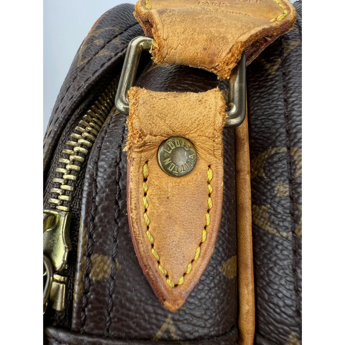 
                  
                    Louis Vuitton Reporter PM Monogram Messenger Bag Vintage
                  
                