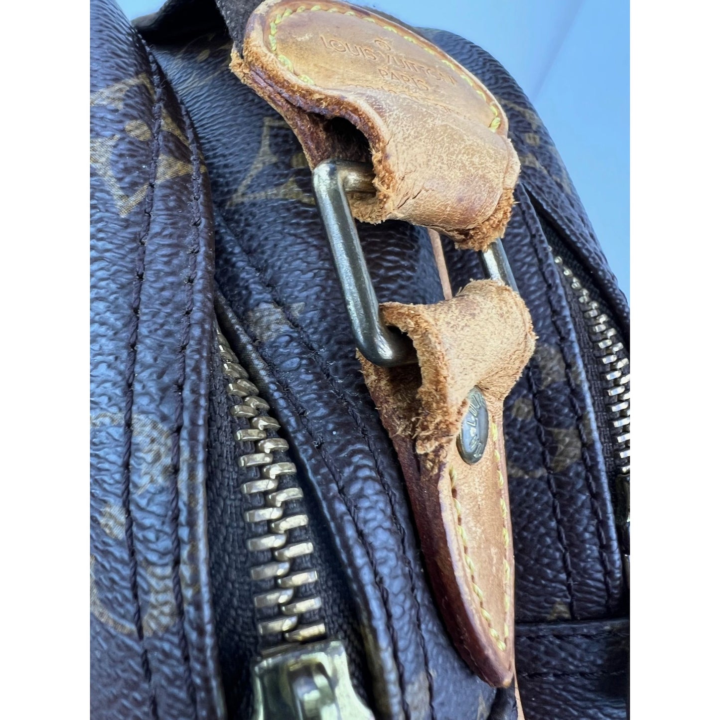 
                  
                    Louis Vuitton Reporter PM Monogram Messenger Bag Vintage
                  
                