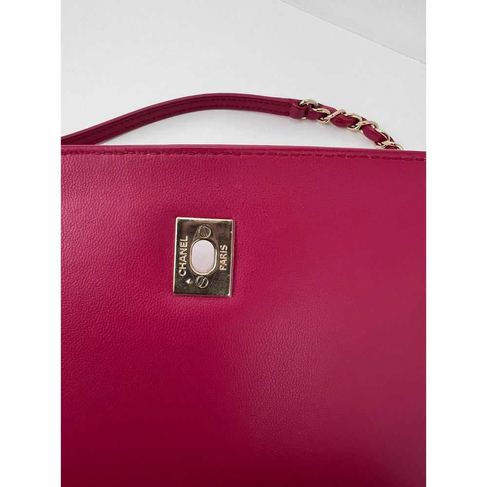 
                  
                    Chanel Lambskin Quilted Lovely Day Medium Pink Flap Crossbody Bag
                  
                