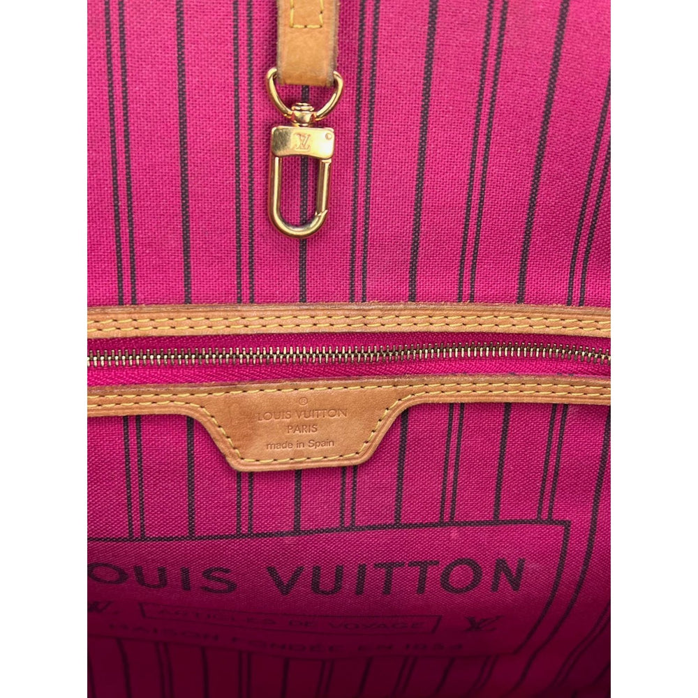 
                  
                    Louis Vuitton Neverfull MM Monogram Tote
                  
                