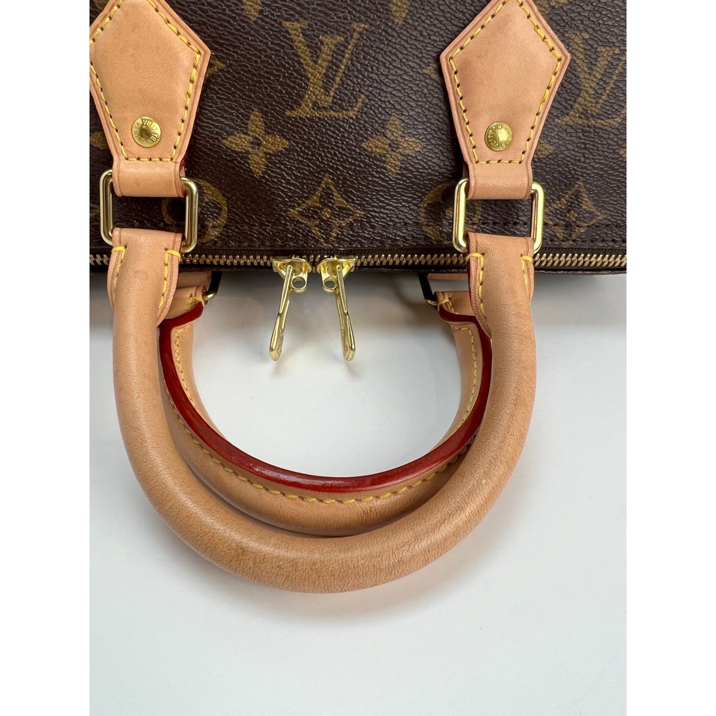 Louis Vuitton Speedy 25 Bandouliere My LV Heritage Monogram Hand Bag –  Debsluxurycloset