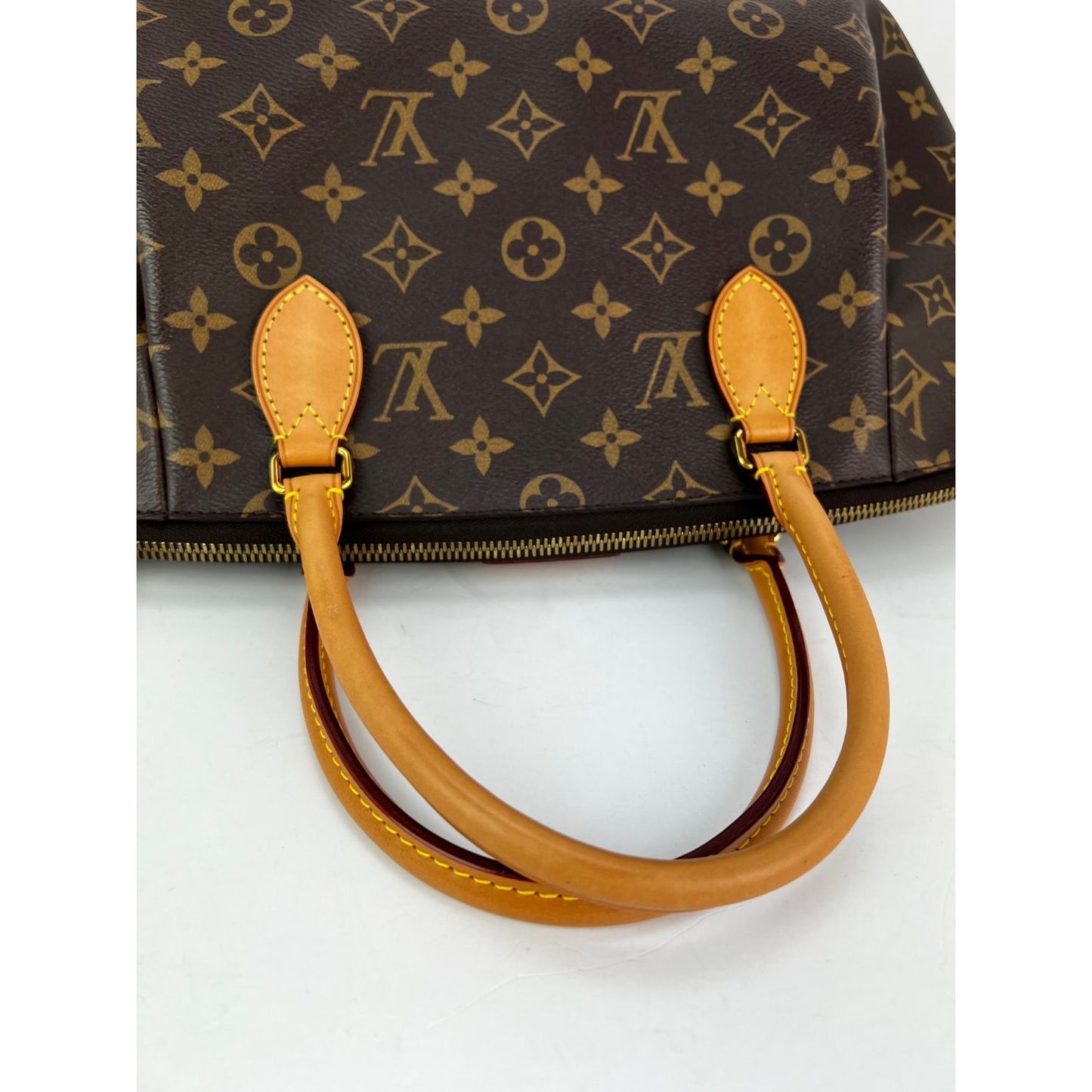 
                  
                    Louis Vuitton Turenne MM Monogram hand Bag
                  
                