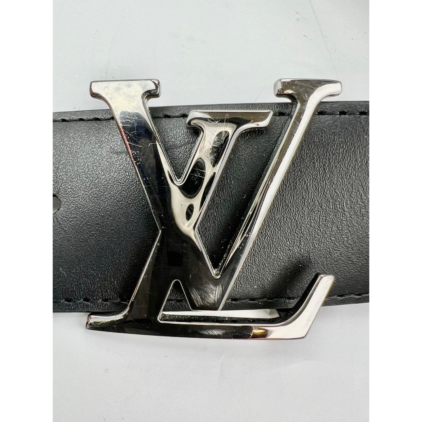 
                  
                    Louis Vuitton Initiales 40mm Black Reversible Monogram Belt 80/32
                  
                