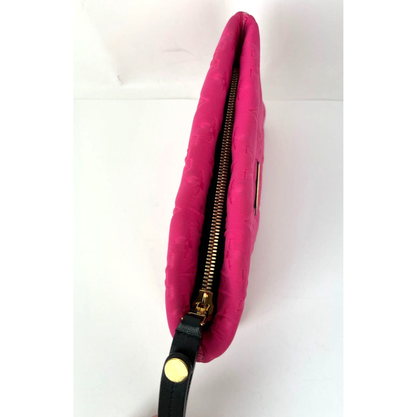 
                  
                    Louis Vuitton Scuba Fuchsia Pochette Wristlet or Clutch Bag LIMITED EDITION
                  
                