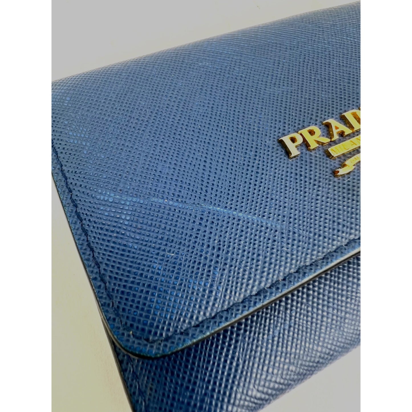 
                  
                    Prada Saffiano Leather Card Holder Blue
                  
                