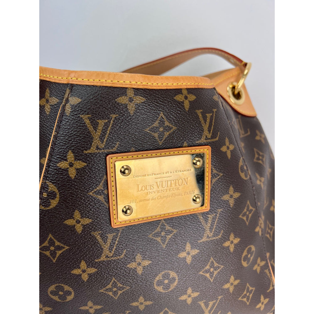 
                  
                    Louis Vuitton Galliera PM Monogram Shoulder Bag
                  
                