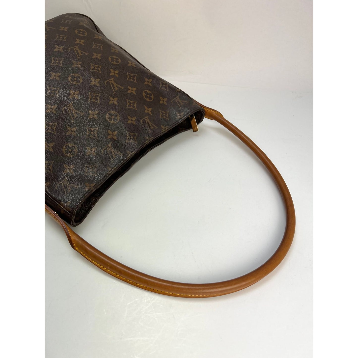 Louis Vuitton, Bags, Beautiful Louis Vuitton Looping Gm Monogram Shoulder  Bag