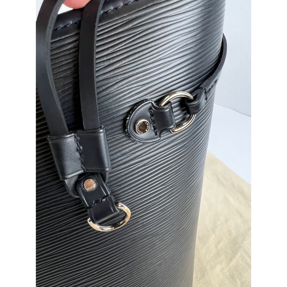 Louis Vuitton Epi Leather Neverfull Tote - Black Totes, Handbags -  LOU580363