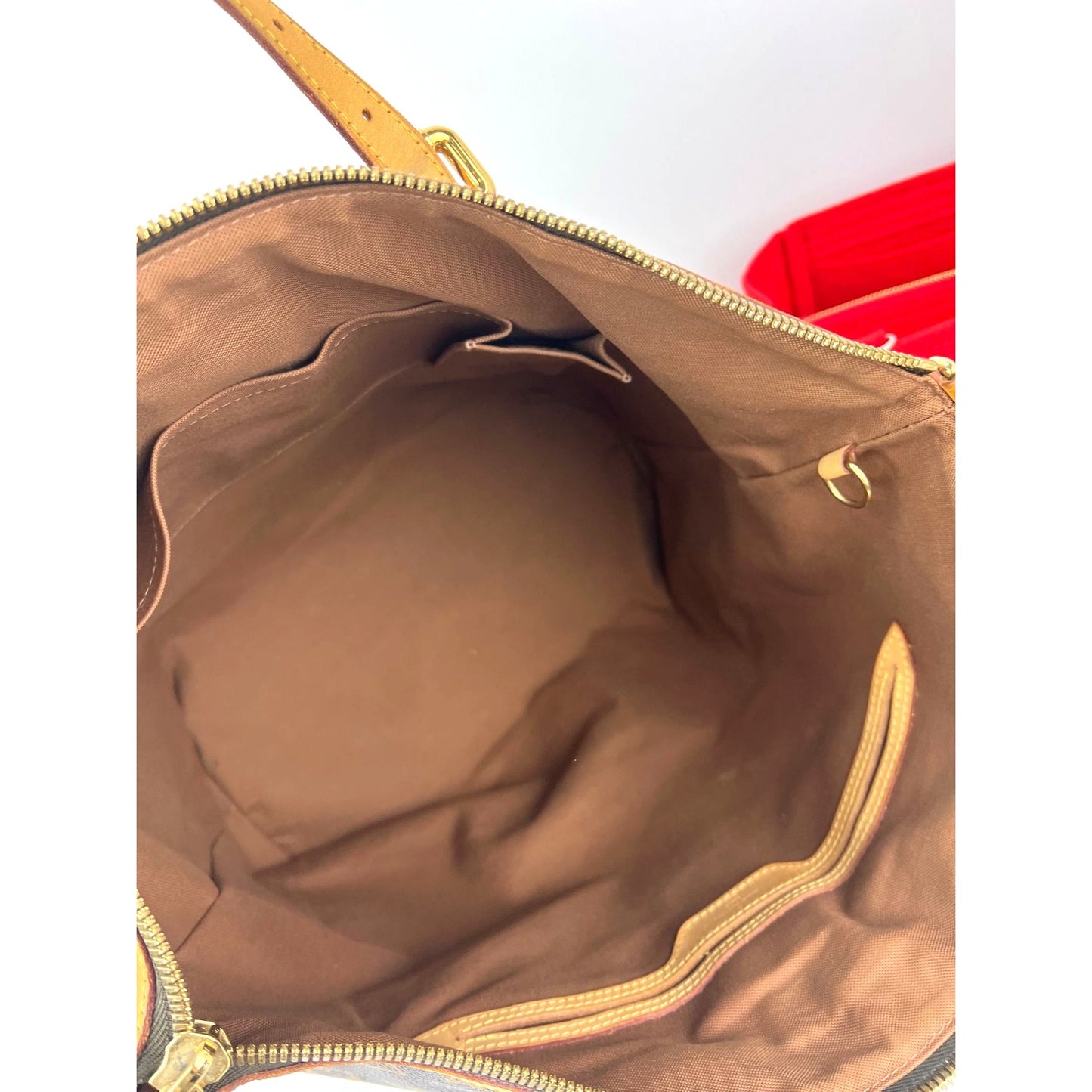 
                  
                    Louis Vuitton Palermo GM Monogram Zippered Tote Crossbody Bag
                  
                