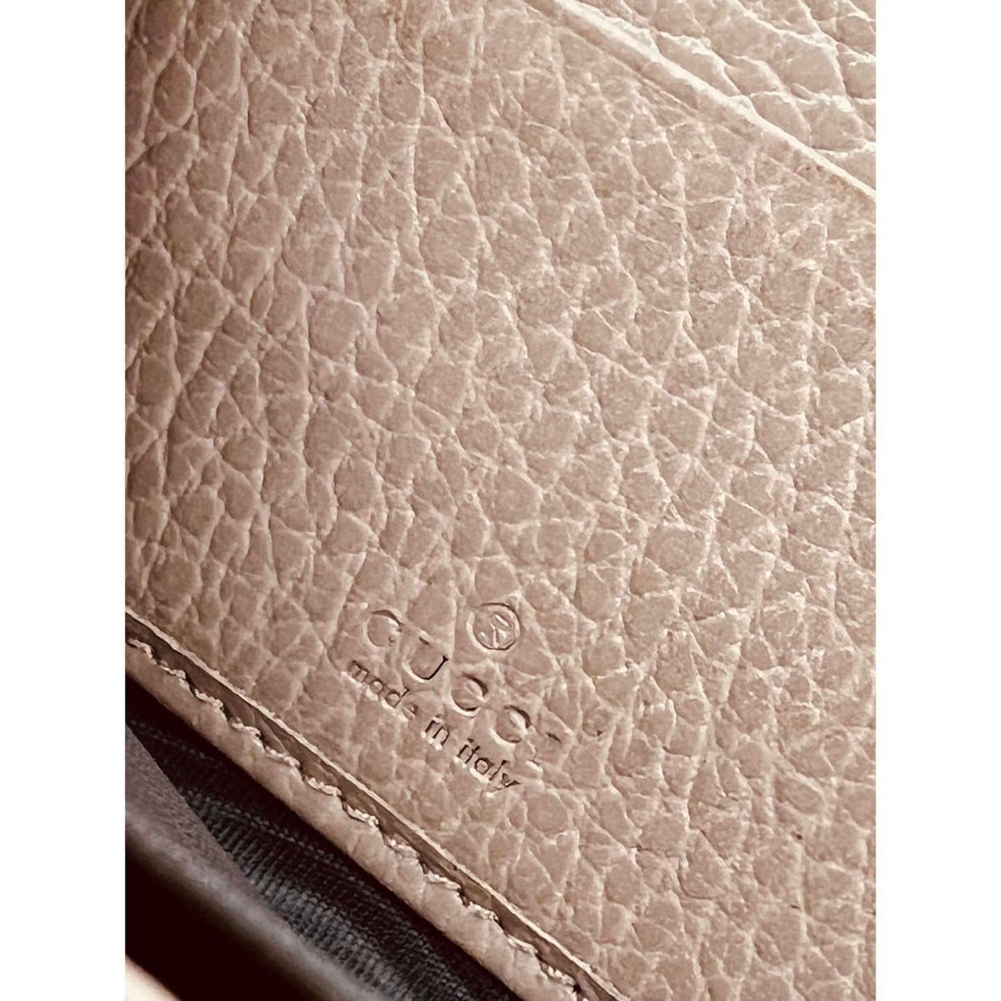 
                  
                    Gucci GG Marmont Zip Around Wallet Porcelain Rose
                  
                
