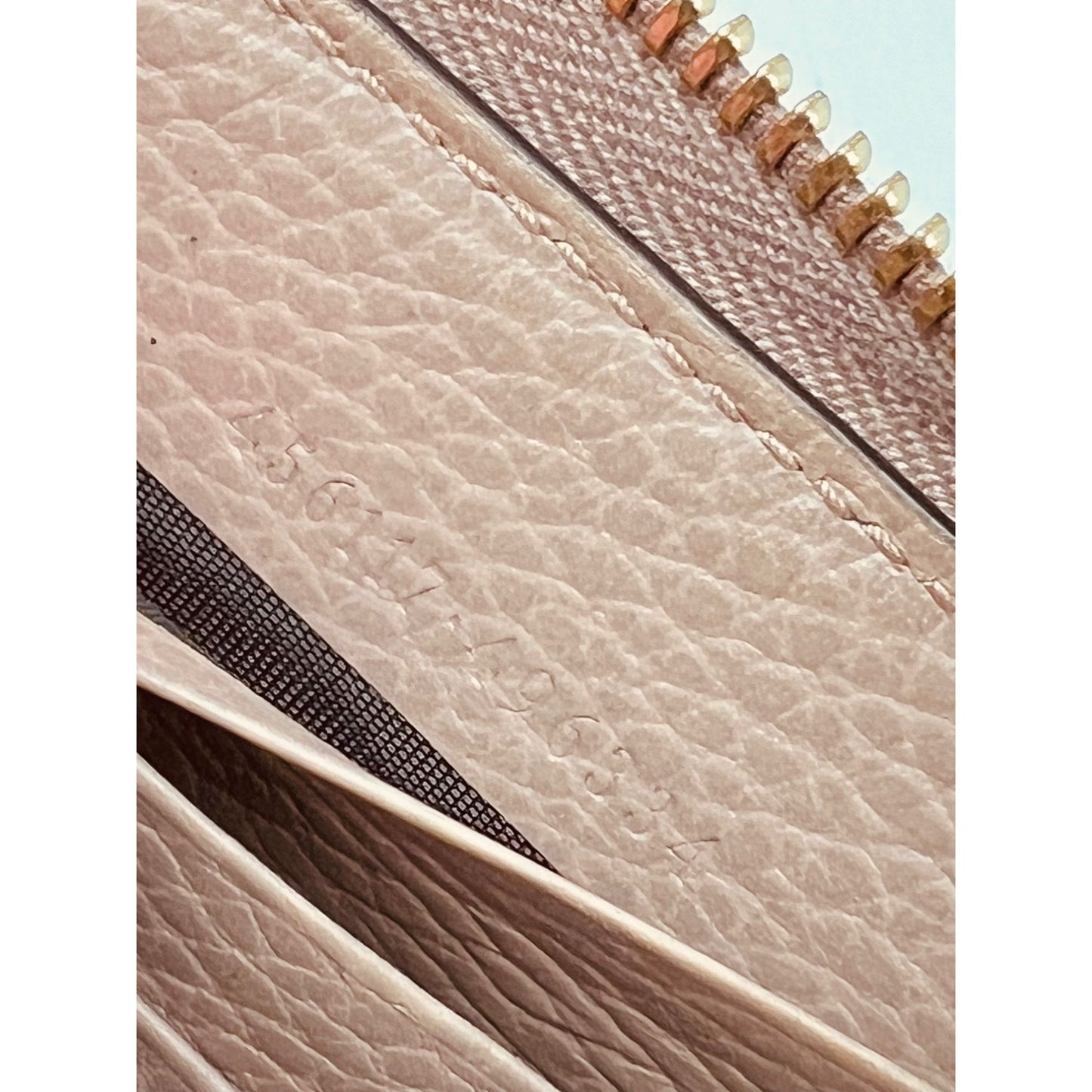 
                  
                    Gucci GG Marmont Zip Around Wallet Porcelain Rose
                  
                