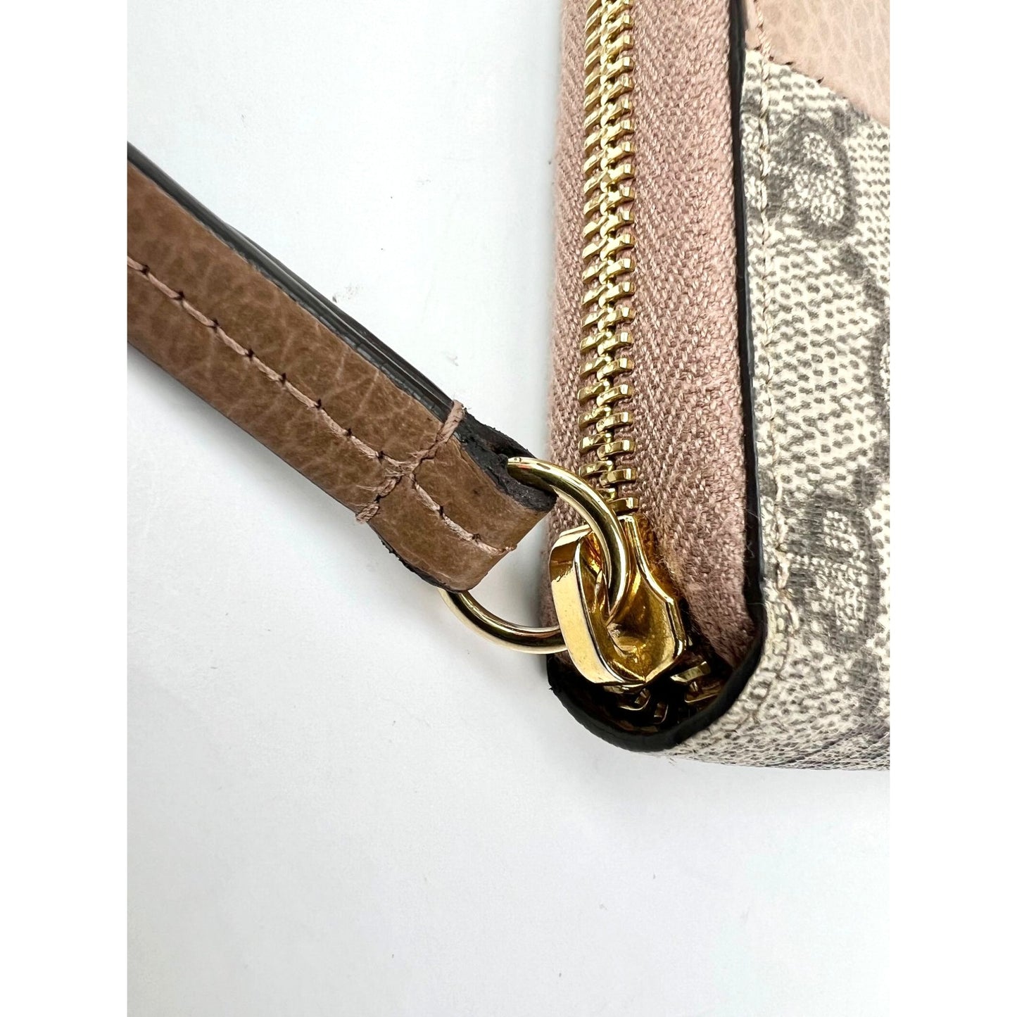 
                  
                    Gucci GG Marmont Zip Around Wallet Porcelain Rose
                  
                
